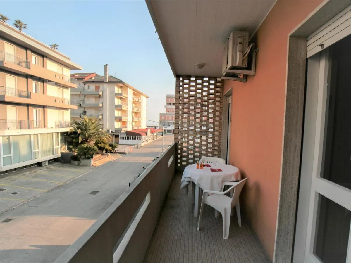 Locazione Turistica -2 Apartment Lido di Jesolo Italy